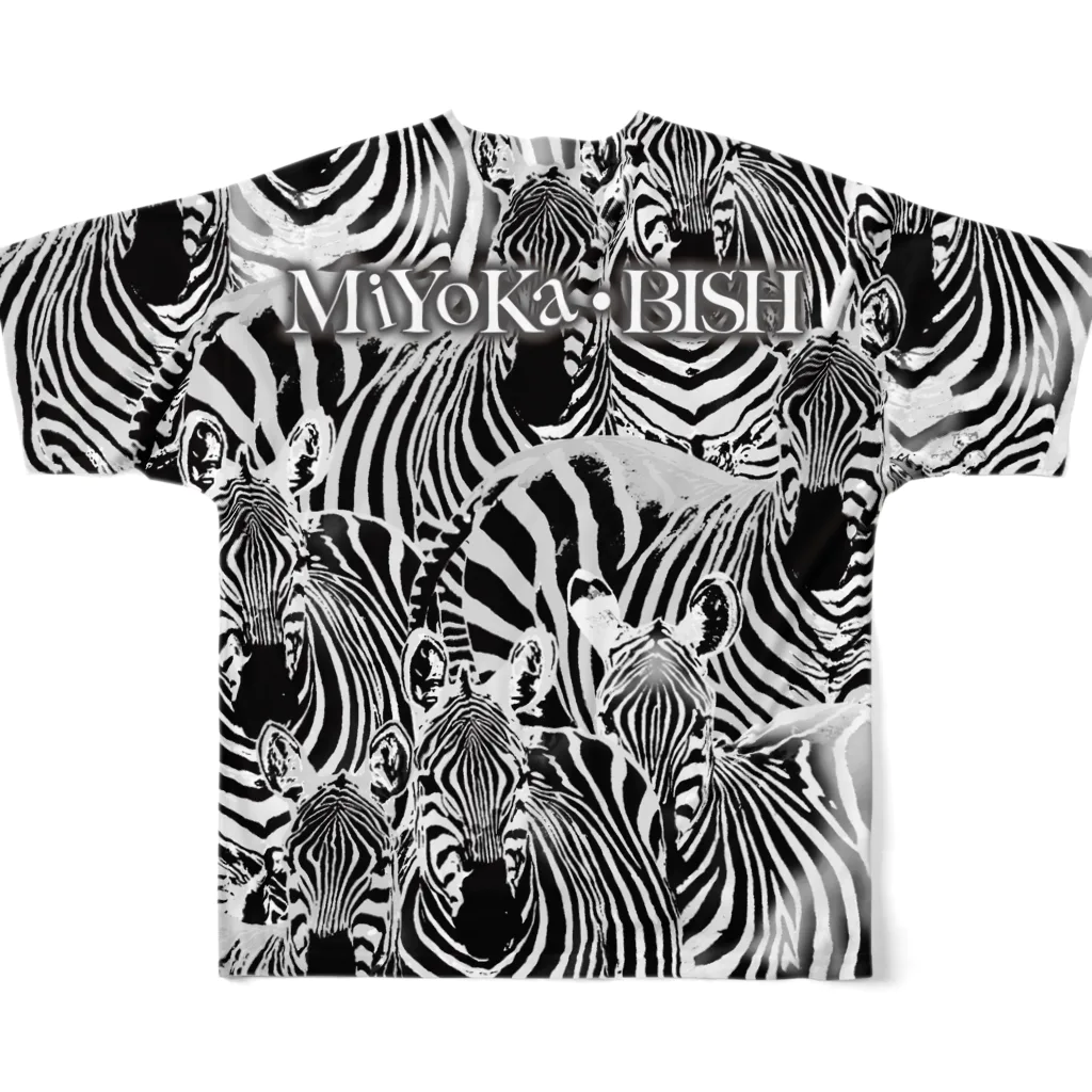 MiYoKa-BISHのDarkGray Zebra by MiYoKa-BISH フルグラフィックTシャツの背面