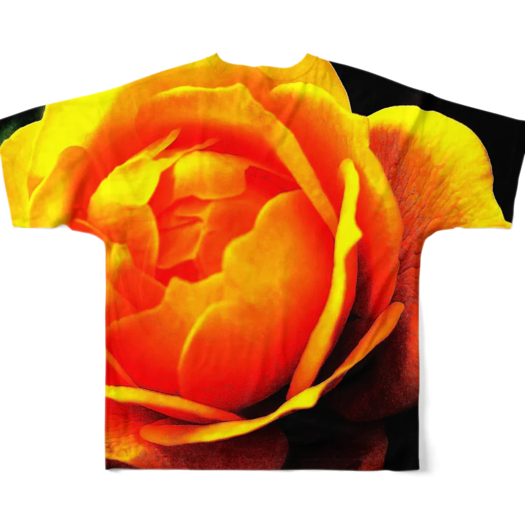 Anna’s galleryのYellow Rose All-Over Print T-Shirt :back