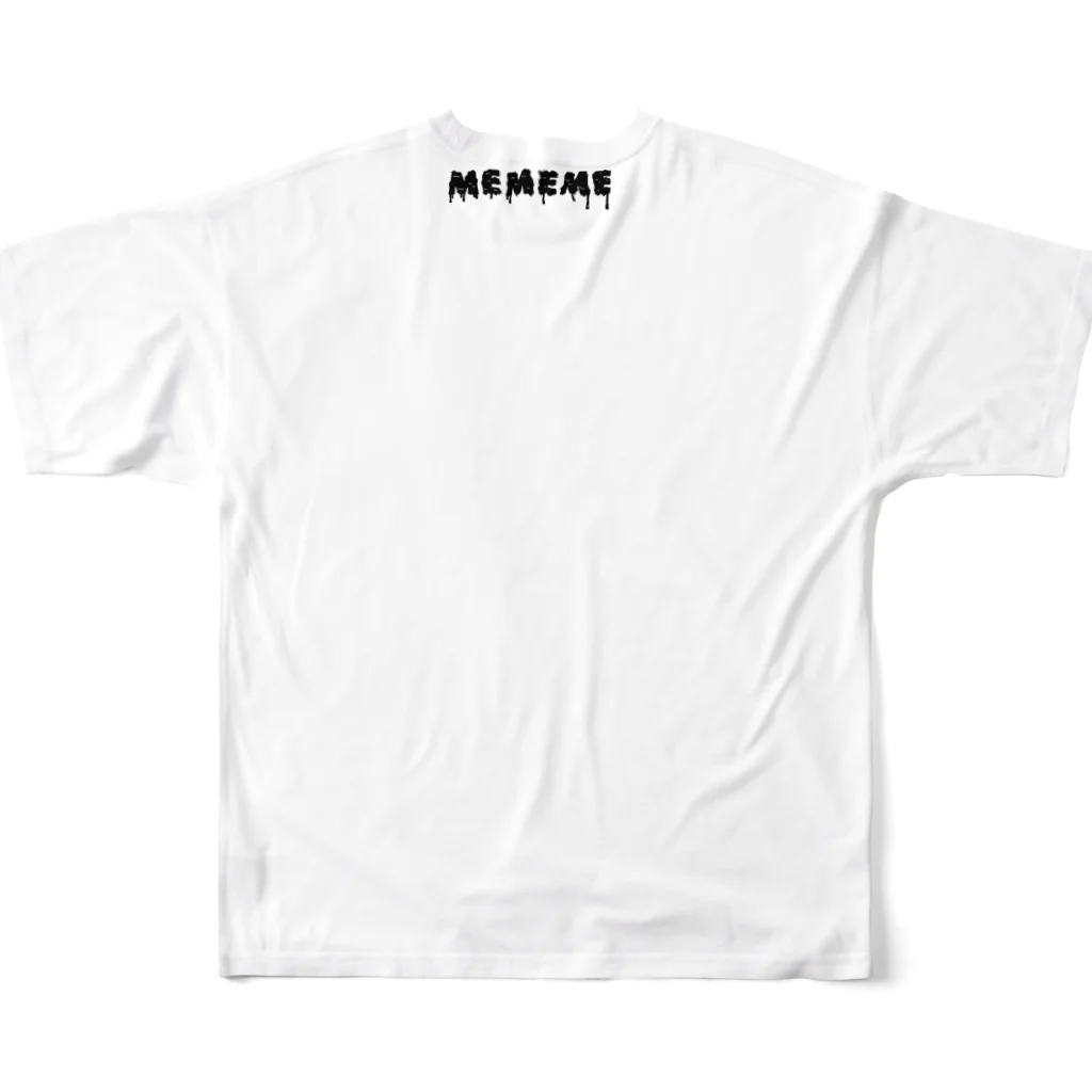 meMEmeのハートブレーク フルグラフィックTシャツの背面