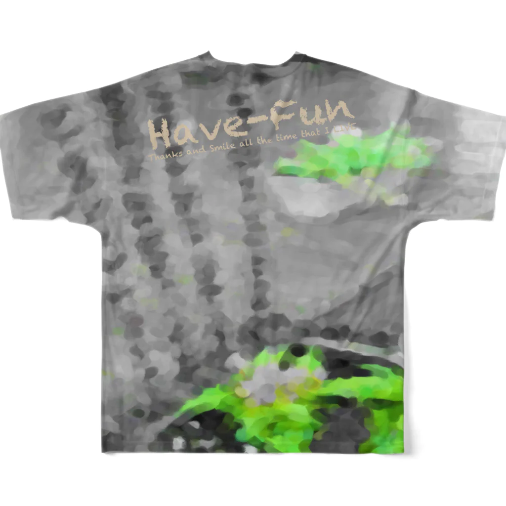 HaveーFun 嘉のHave-Fun Photo Playモノクロ緑 All-Over Print T-Shirt :back