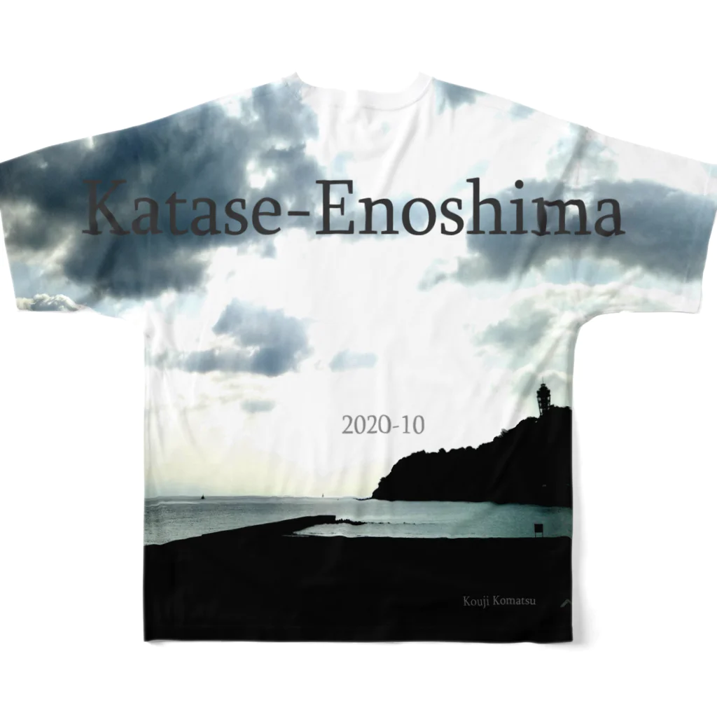 kouji-komatsuの片瀬江ノ島 フルグラフィックTシャツの背面