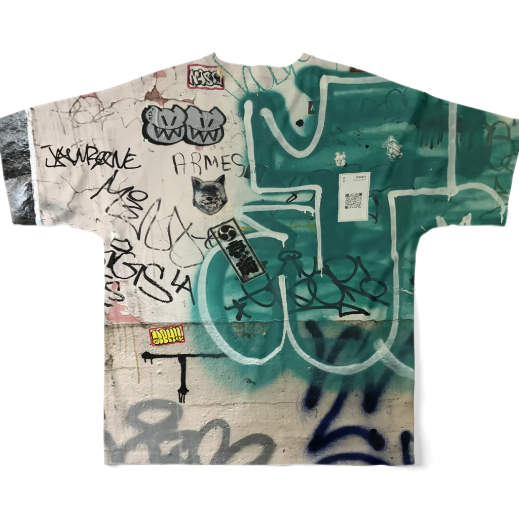 TOKYO STREET STICKERSのグラフィティ#13 All-Over Print T-Shirt :back