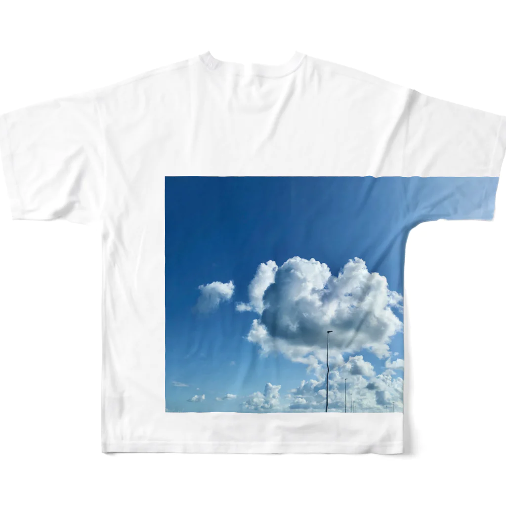 空飛ぶ猫 sakuuのclouds フルグラフィックTシャツの背面