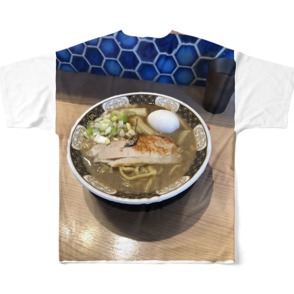 実食ラーメンのTシャツ屋さんの桜木町にあるラーメン屋さんのTシャツ フルグラフィックTシャツの背面