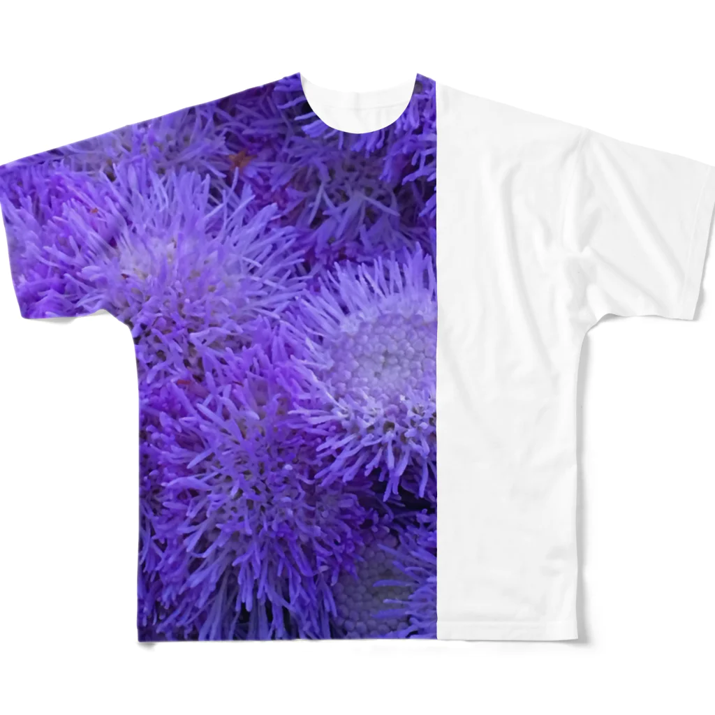 piroskaのふわふわ紫色の花 All-Over Print T-Shirt