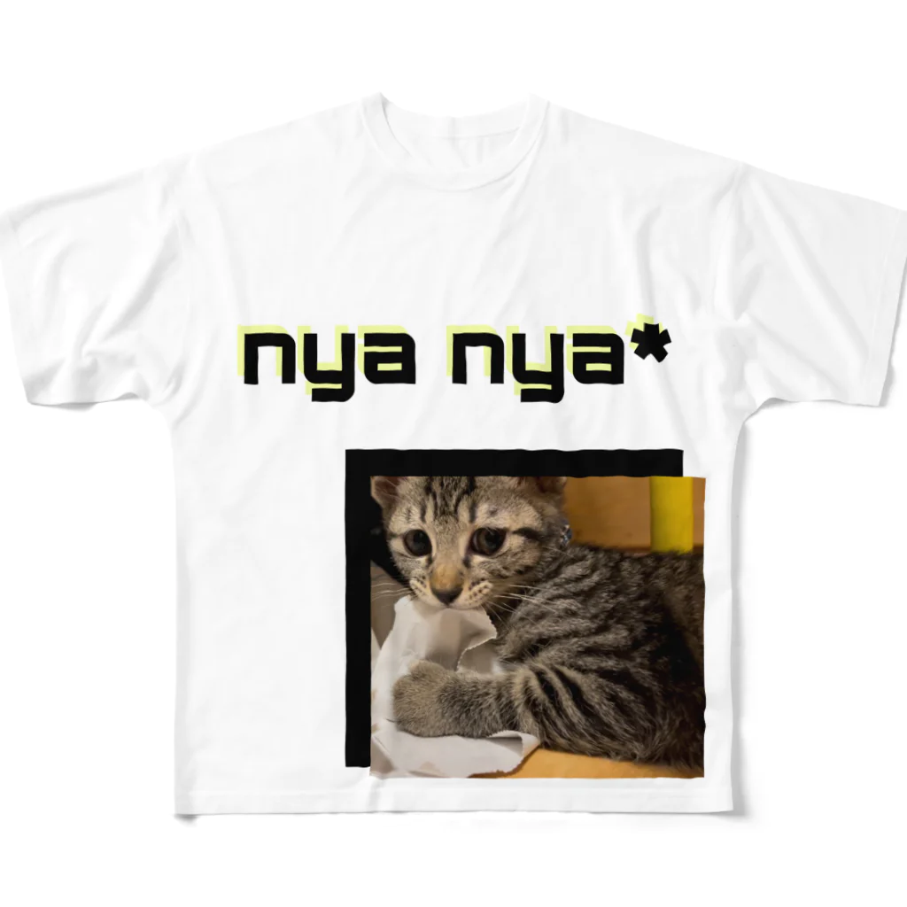 nya nya*のキジトラ　紙袋遊び フルグラフィックTシャツ