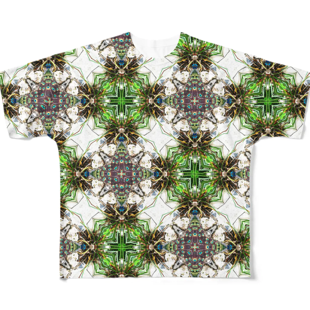 旅と、日記と、総柄。の孔雀よりも雑草が目立つ All-Over Print T-Shirt