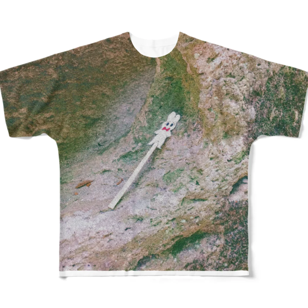 シー村子のBANICCO All-Over Print T-Shirt