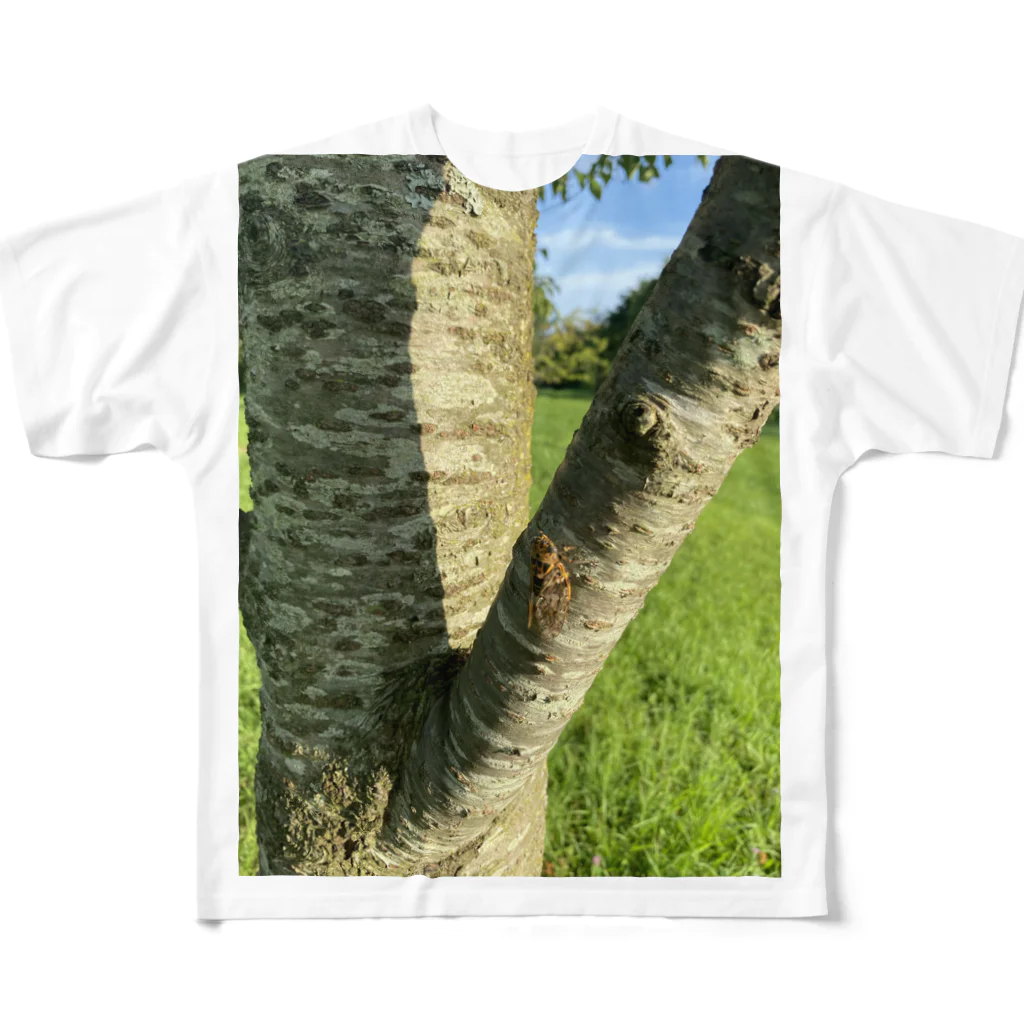 HIROMI10のニイニイゼミ All-Over Print T-Shirt