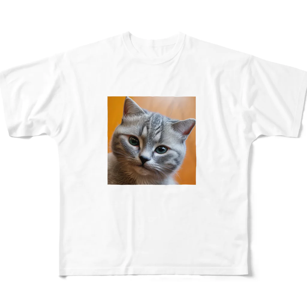 フリーダムの見つめる猫 All-Over Print T-Shirt