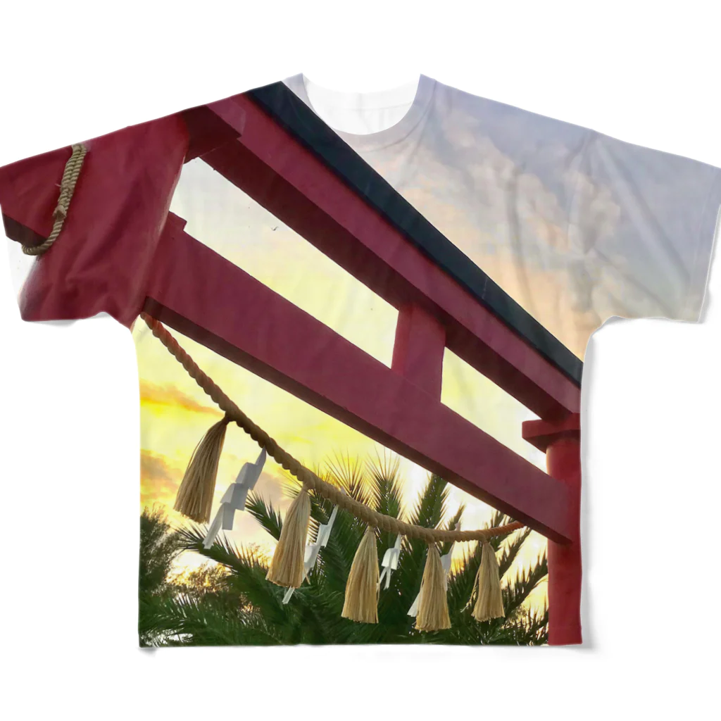 kayuuの夕陽に映える紅色の鳥居 フルグラフィックTシャツ