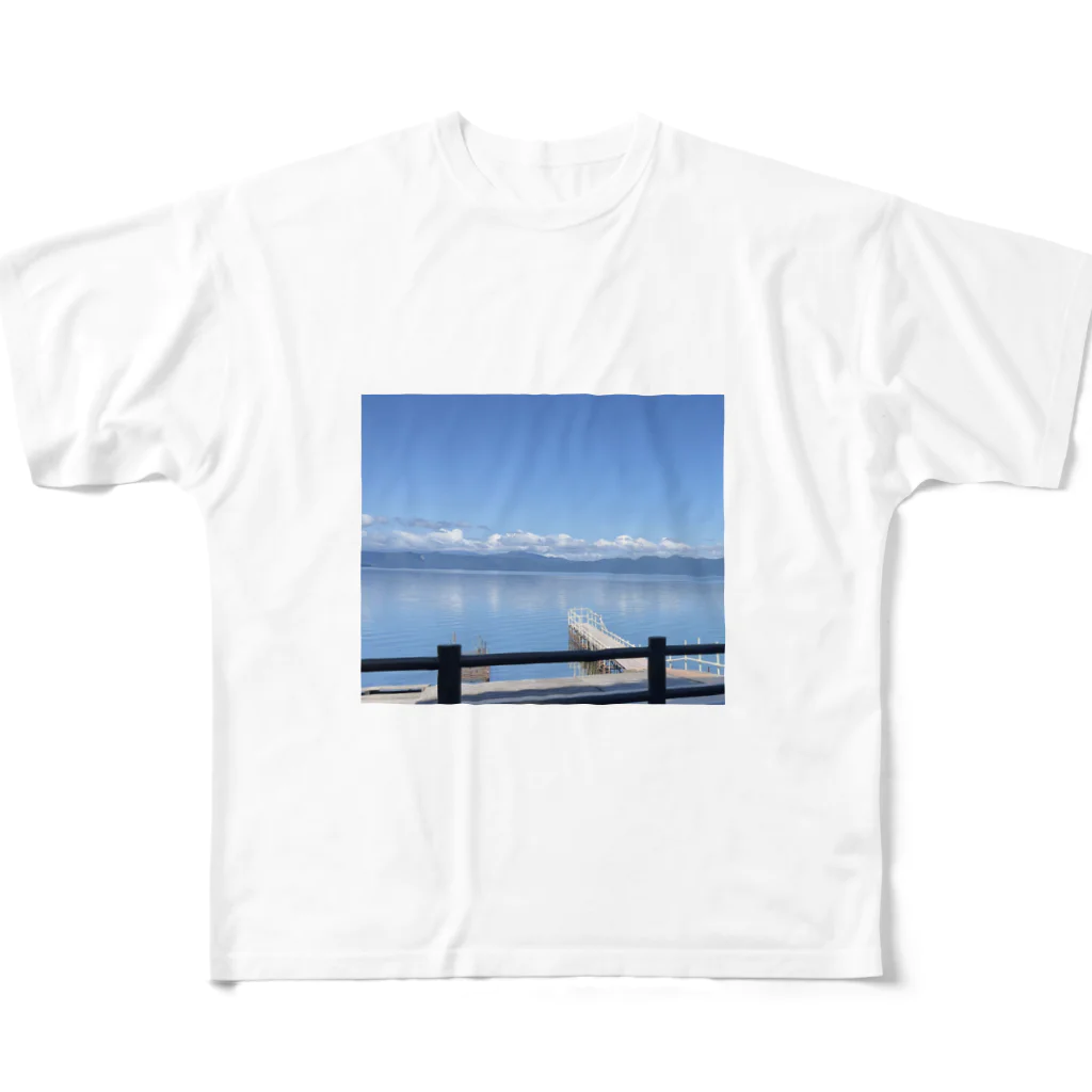 お嬢と仲間たちの旅の思い出 All-Over Print T-Shirt