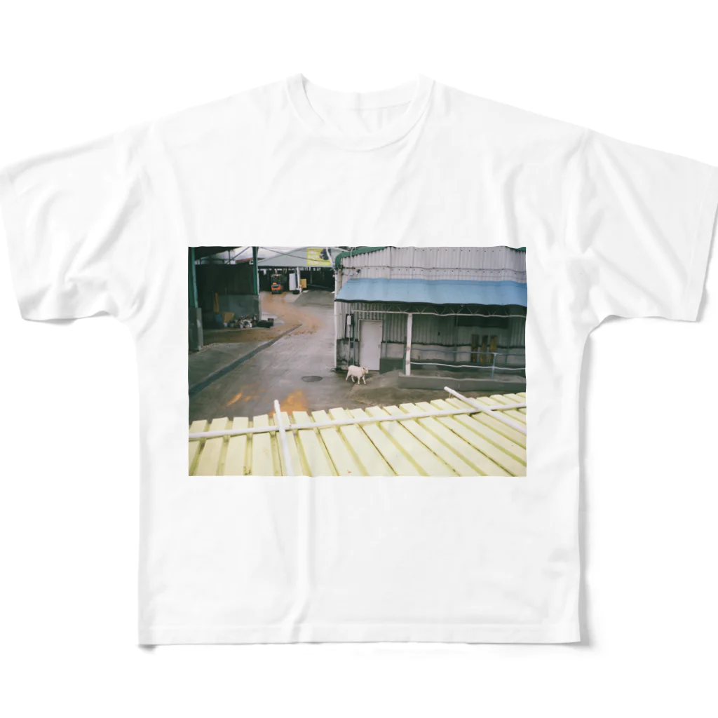 お散歩の相棒の足柄のヤギ All-Over Print T-Shirt