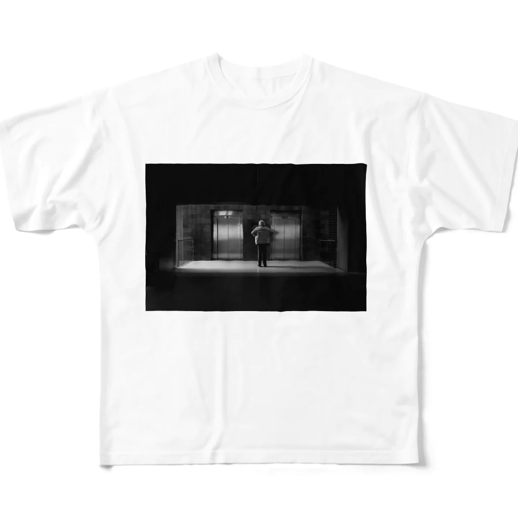 AIDAのshadow  All-Over Print T-Shirt