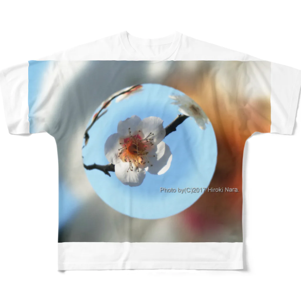 hiroki-naraの光景　sight736　梅 花 FLOWERS　　宙玉（そらたま） All-Over Print T-Shirt