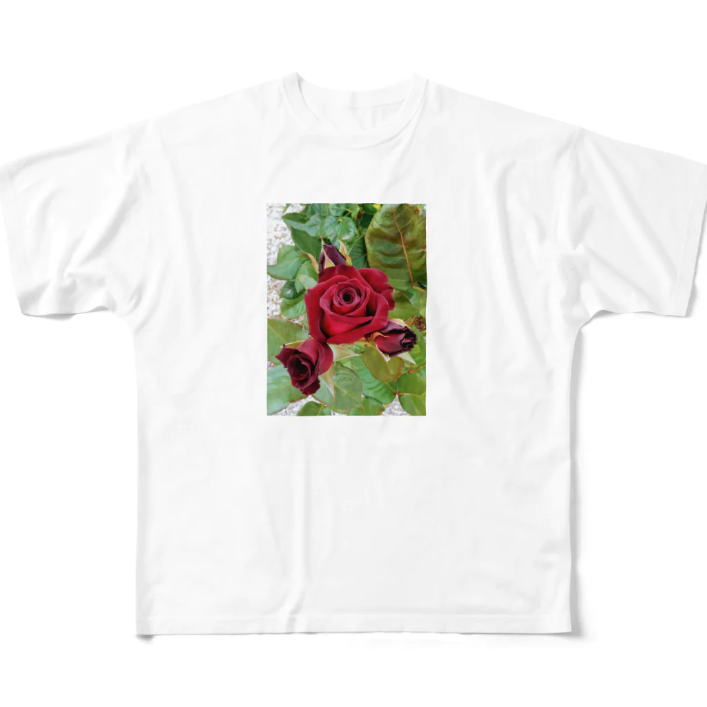 猫のhananyanの薔薇が咲いた～薔薇が咲いた～真っ赤な薔薇が～♩ All-Over Print T-Shirt