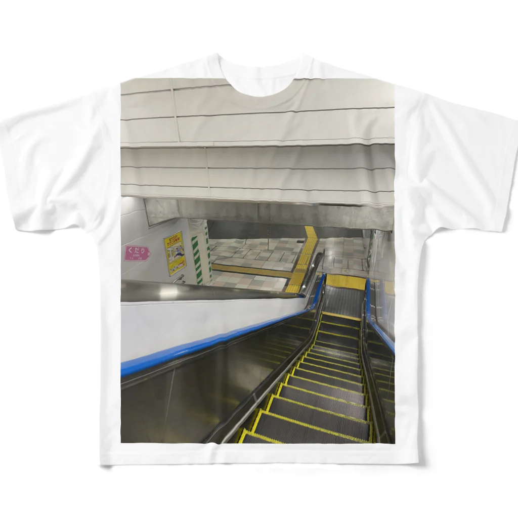 なんとなくのここどこ。新宿駅山手線ホーム向かう途中。 All-Over Print T-Shirt