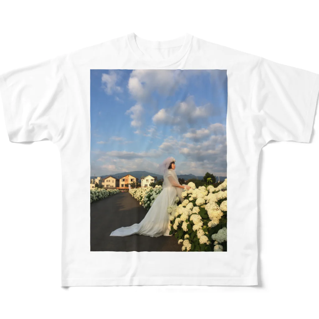 和水もみじのアナベルと花嫁 All-Over Print T-Shirt