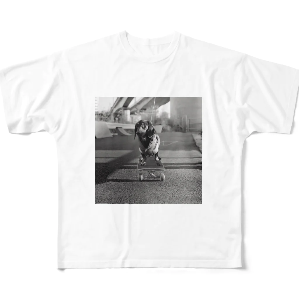 Tokyo StyleのSkating Dog All-Over Print T-Shirt
