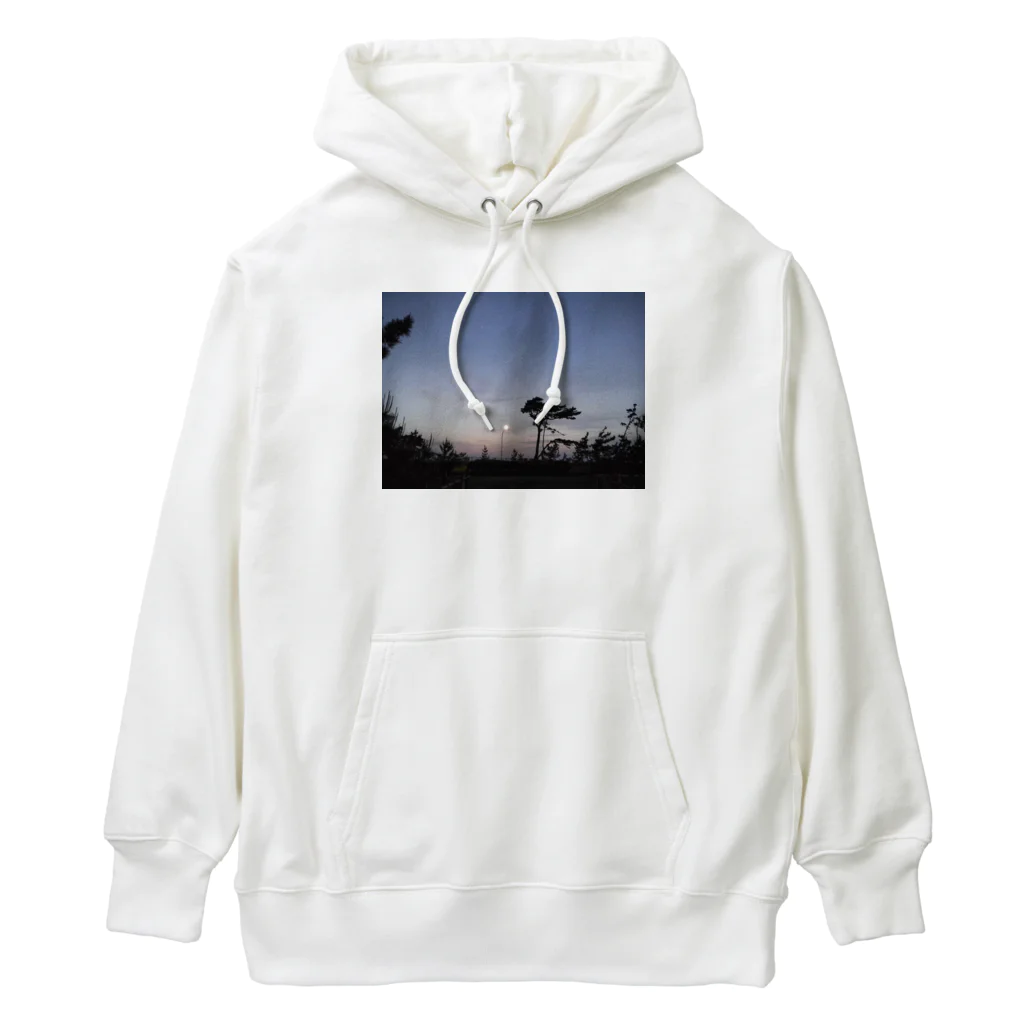 inacameraの夕方 Heavyweight Hoodie