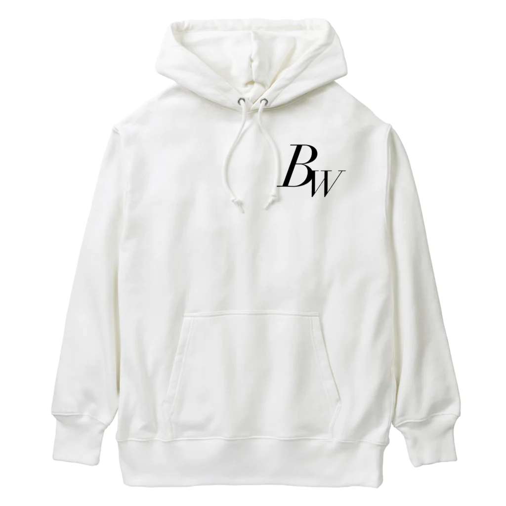 ブラックホワイトの背面タイヤに立つ女性 Heavyweight Hoodie