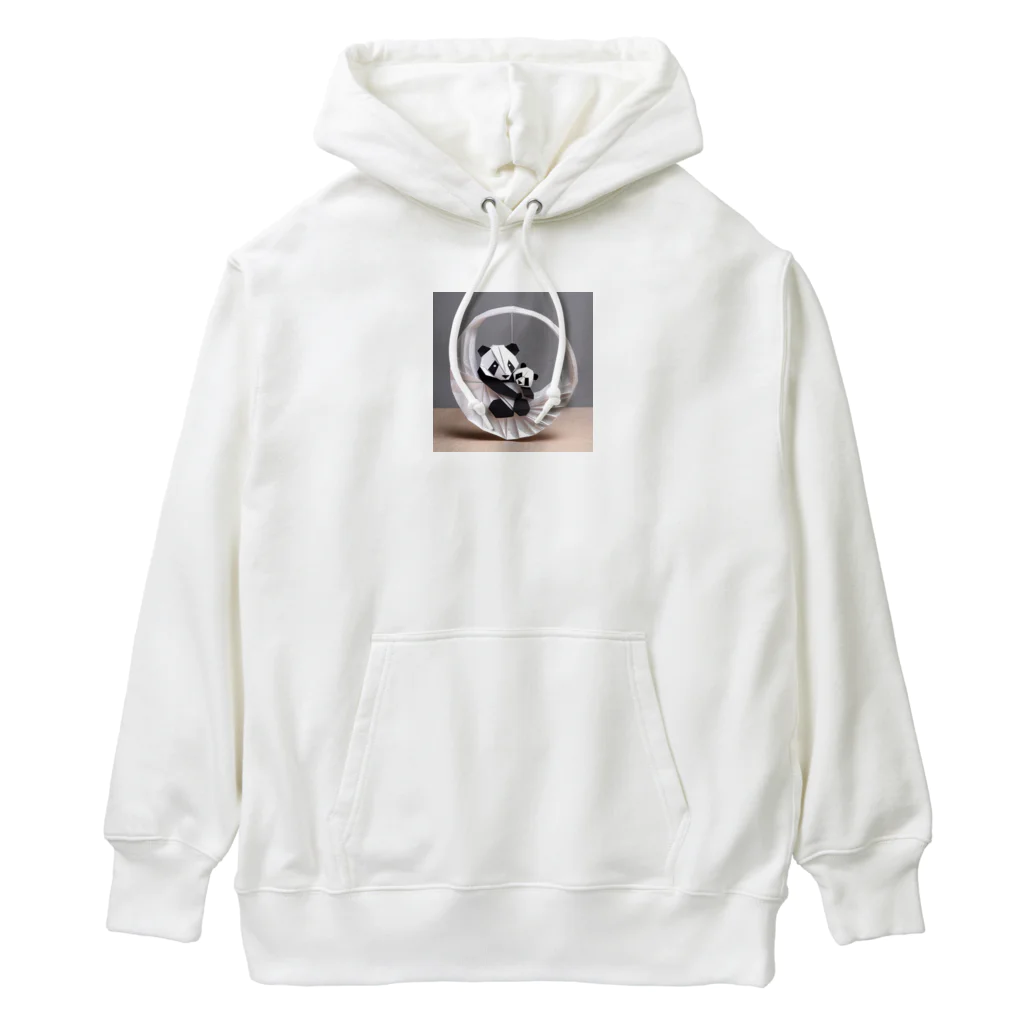 gigaグッズの輪っかで遊ぶ親子の折り紙パンダ Heavyweight Hoodie