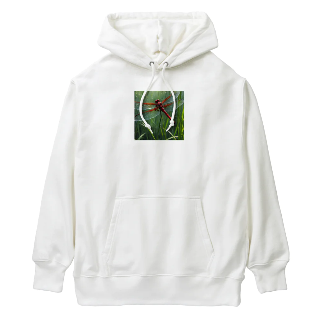 Sunbathingのススキの葉に隠れる赤トンボ Heavyweight Hoodie