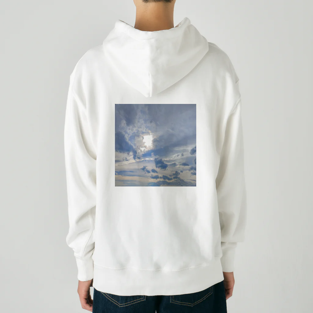 sasatasoの16時08分の空 Heavyweight Hoodie