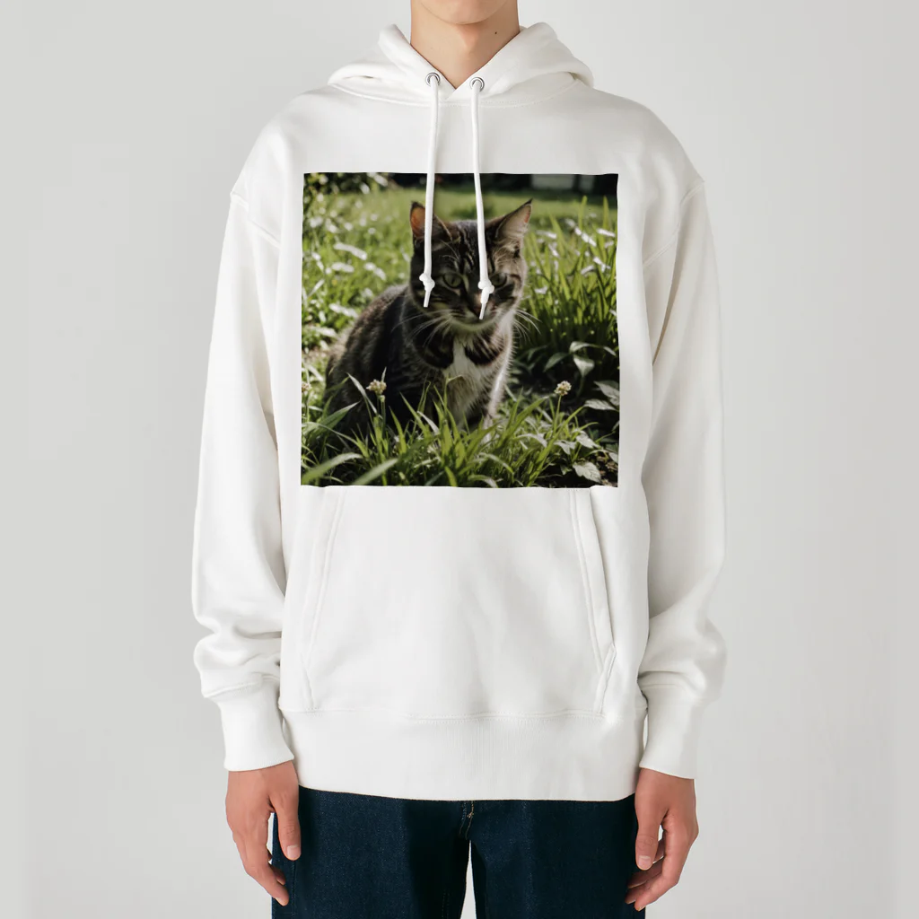 安達聖也の草むらの猫 Heavyweight Hoodie