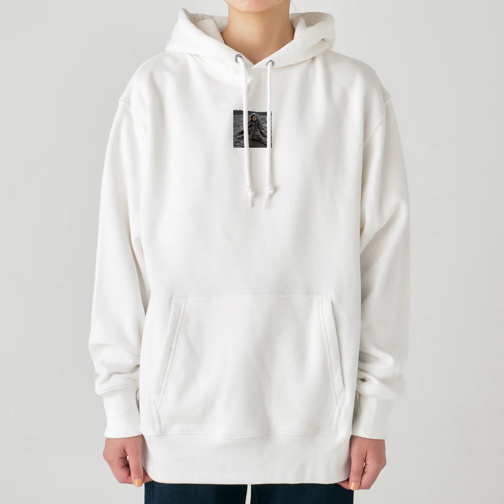 gabliel.の泥遊びをする子ども Heavyweight Hoodie