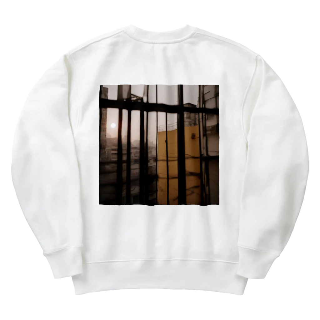 shell_hutの窓から覗く荒廃した建物が立ち並ぶ無人の通り Heavyweight Crew Neck Sweatshirt