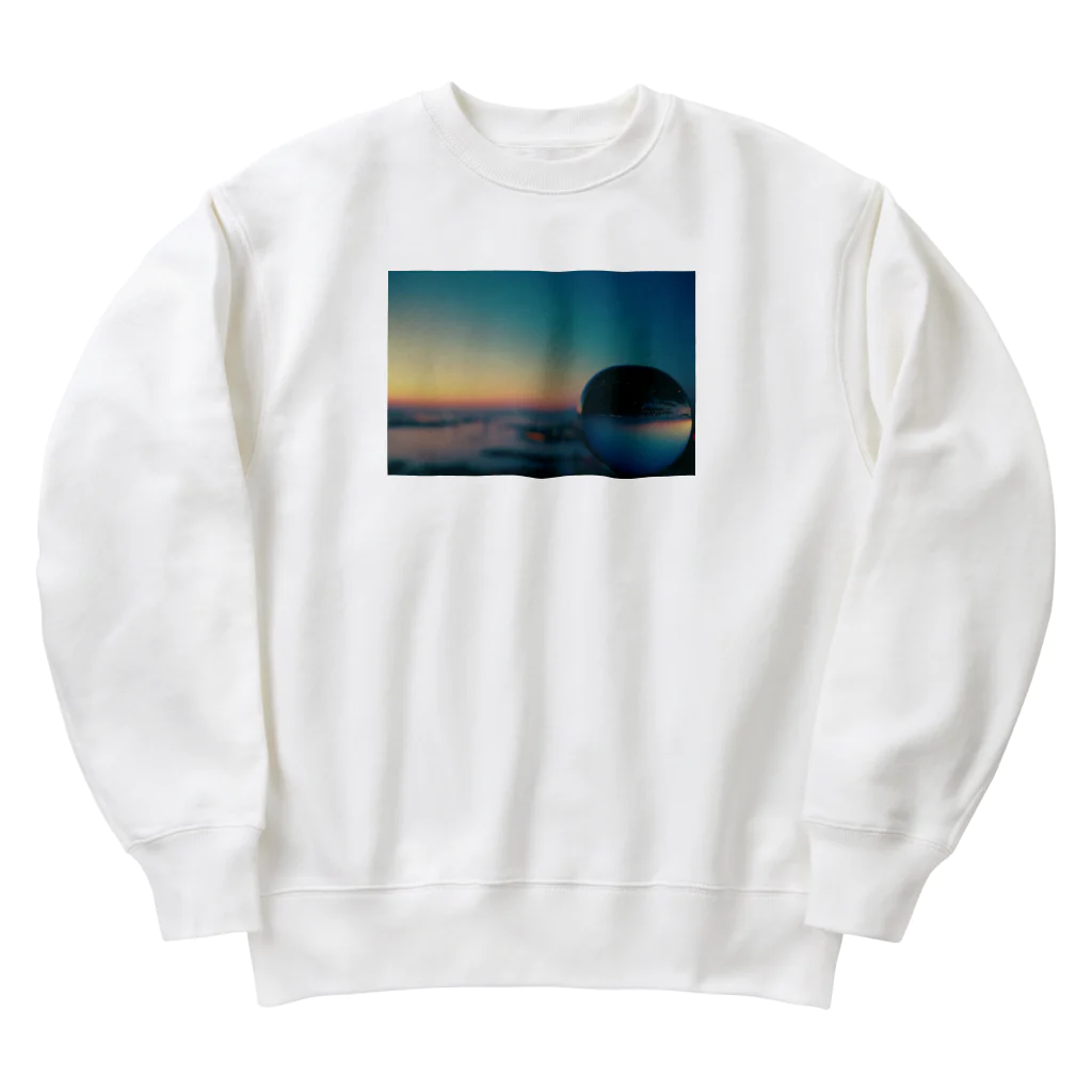 SHOPマニャガハの朝をガラス玉に閉じこめる Heavyweight Crew Neck Sweatshirt