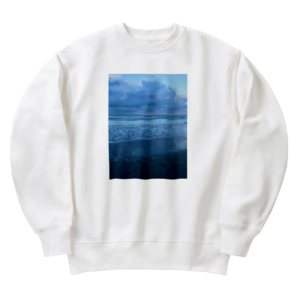 豊風本舗の夏の九十九里浜の浜辺　３ Heavyweight Crew Neck Sweatshirt