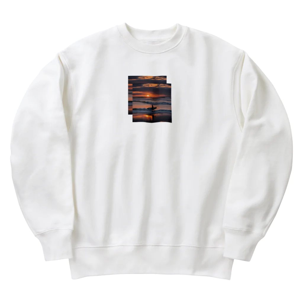 nekominaの夕日とサーファー Heavyweight Crew Neck Sweatshirt