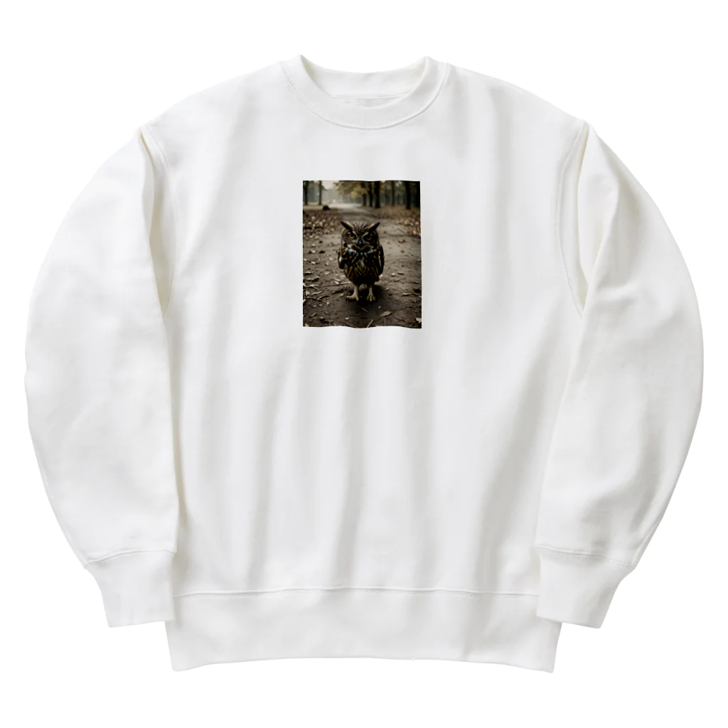 Steampunk Creations屋の地面を歩くフクロウ Heavyweight Crew Neck Sweatshirt