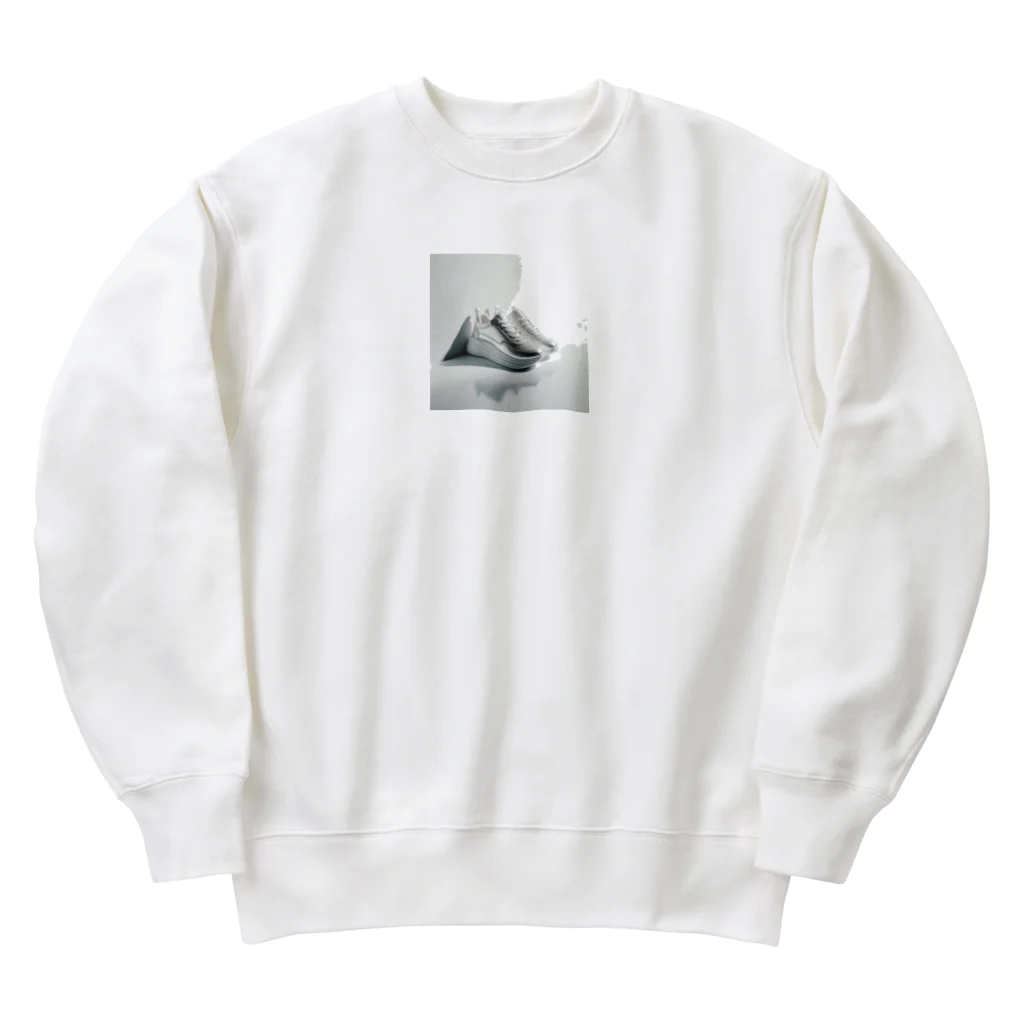 アミュペンの清潔感あふれる白いスニーカー Heavyweight Crew Neck Sweatshirt