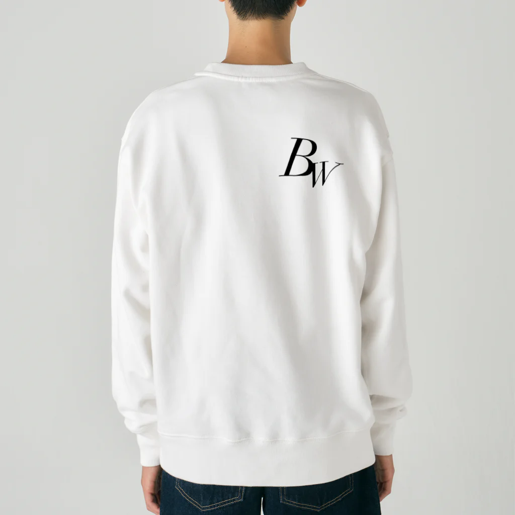 ブラックホワイトの背面タイヤに立つ女性 Heavyweight Crew Neck Sweatshirt