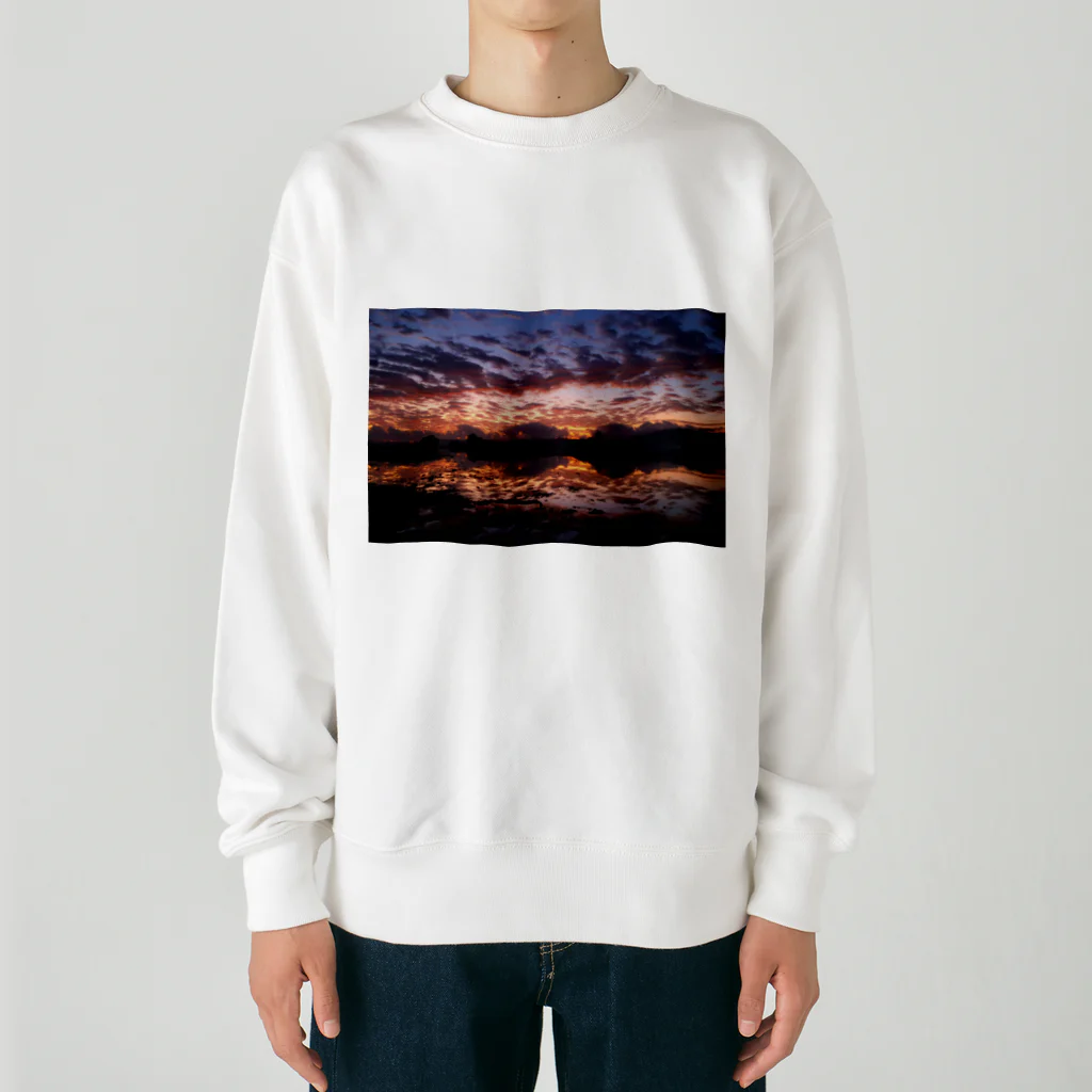 空が好きの冬の朝空 Heavyweight Crew Neck Sweatshirt