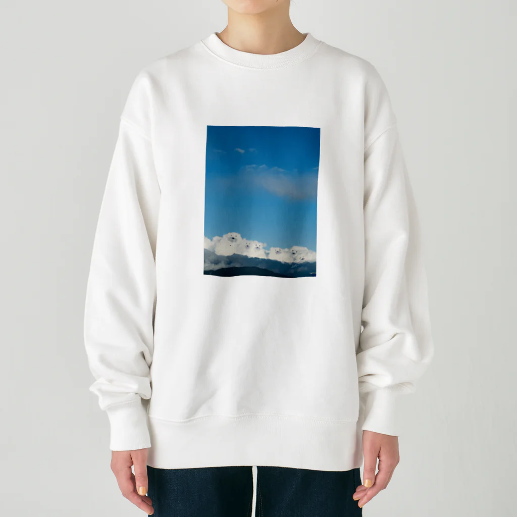 k_cloudart official shopのKUMO KUMA Heavyweight Crew Neck Sweatshirt