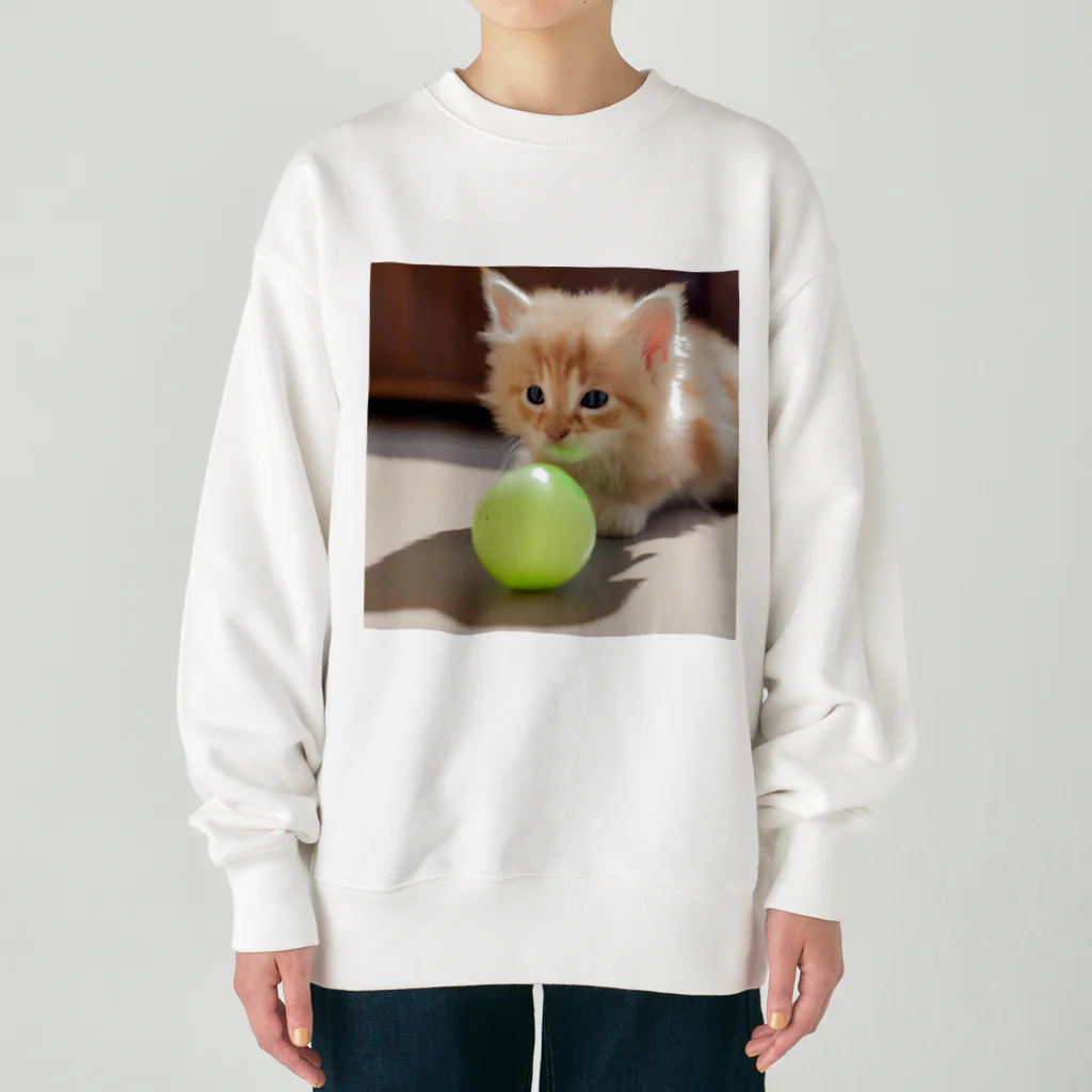 SkyBlueのもふもふな子猫 Heavyweight Crew Neck Sweatshirt