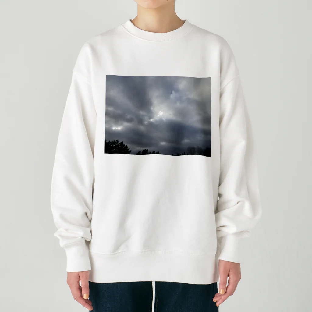 そらの4月22日　吹き荒れる風と雲 Heavyweight Crew Neck Sweatshirt