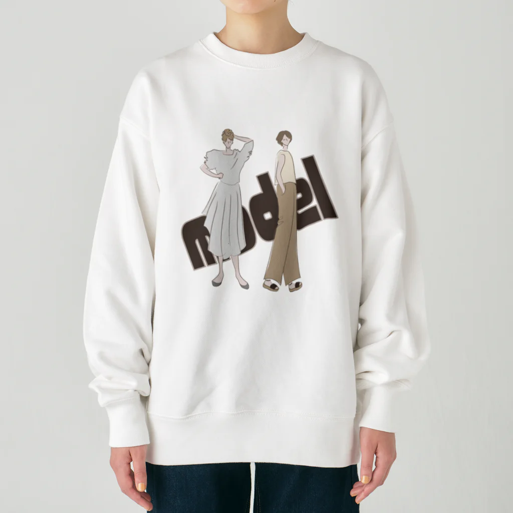 sari'sのmodel Heavyweight Crew Neck Sweatshirt