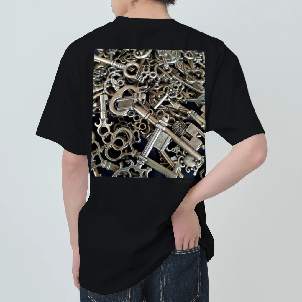 Venerdi store 神戸の雑貨屋の秘密の鍵 -アンティーク- Heavyweight T-Shirt