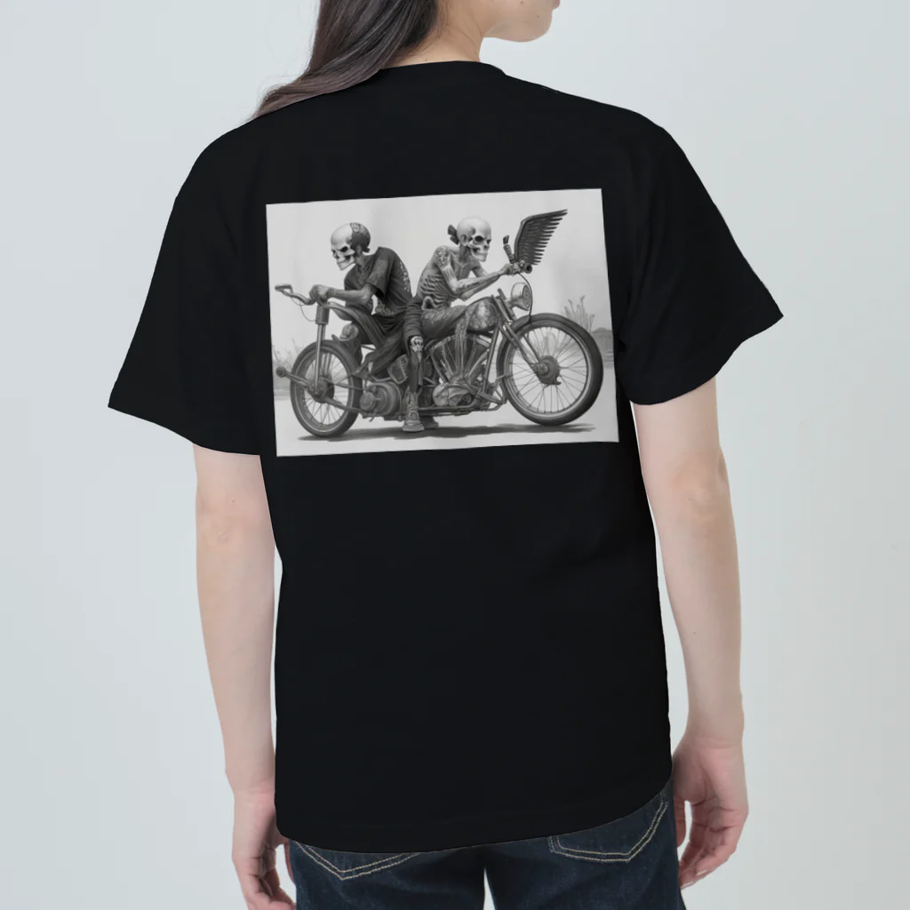 Skull sectionのバイクとドクロ（黒メイン） Heavyweight T-Shirt