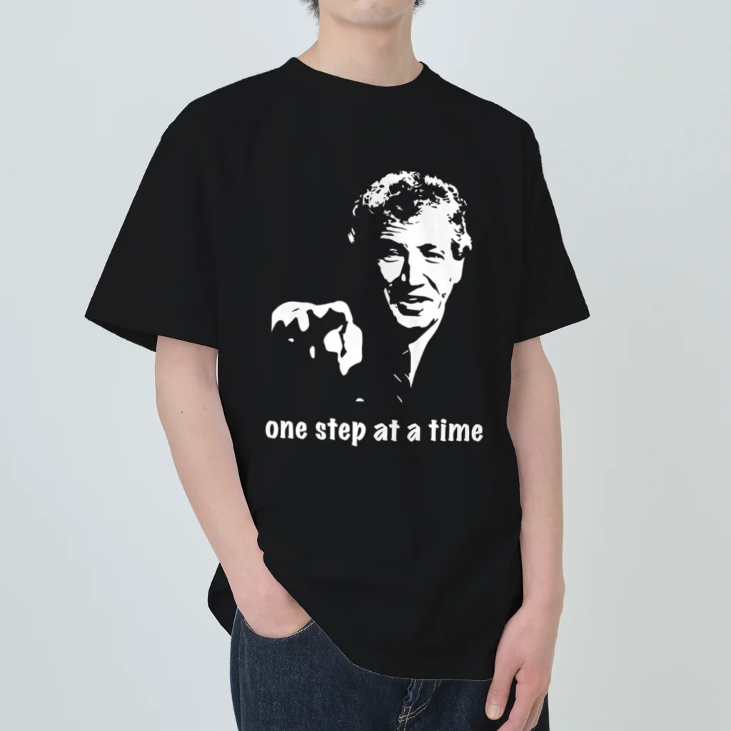 www_wwwのone step at a time  Heavyweight T-Shirt