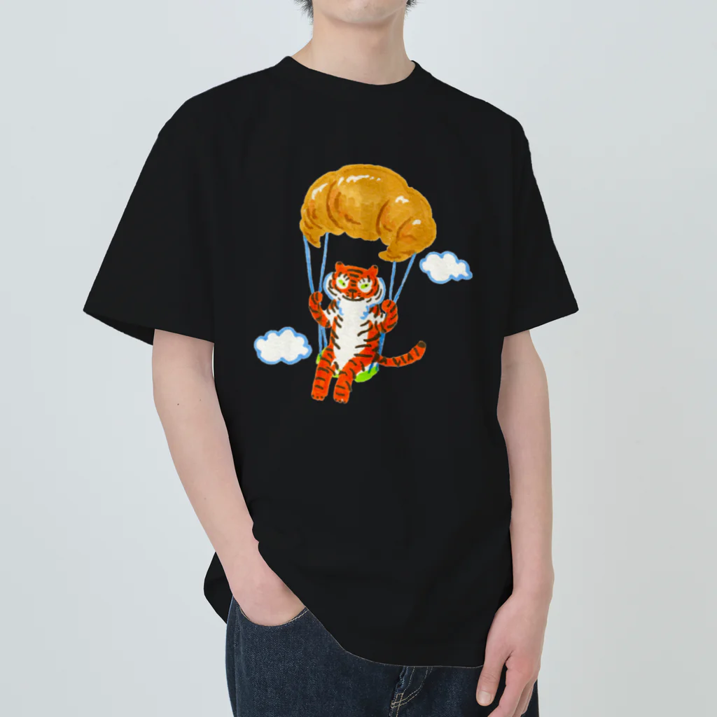 segasworksのクロワッサンとトラちゃん ヘビーウェイトTシャツ