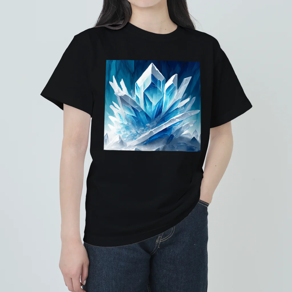 のんびりアート工房の氷のクリスタル Heavyweight T-Shirt