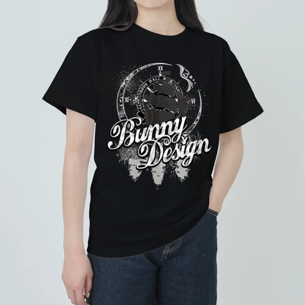 HoneyBunnyの海賊船🏴‍☠ Heavyweight T-Shirt