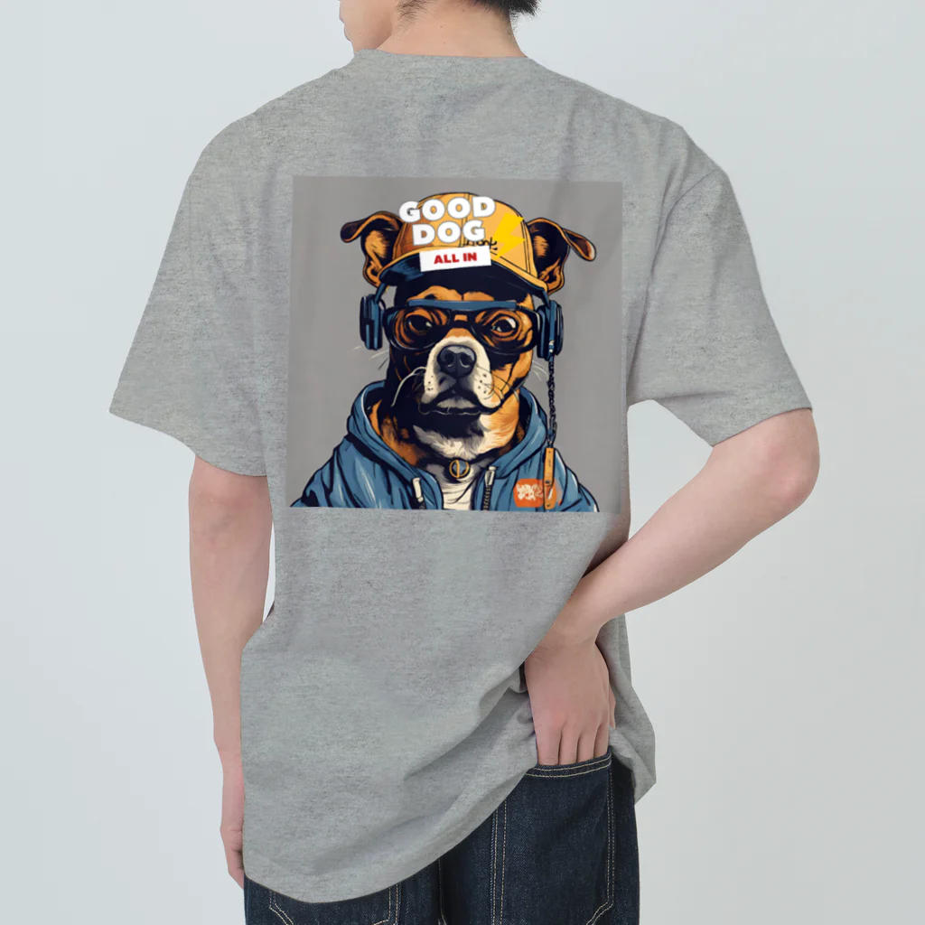 reon-5のちょっとストリート感のある犬のデザインです。 Heavyweight T-Shirt
