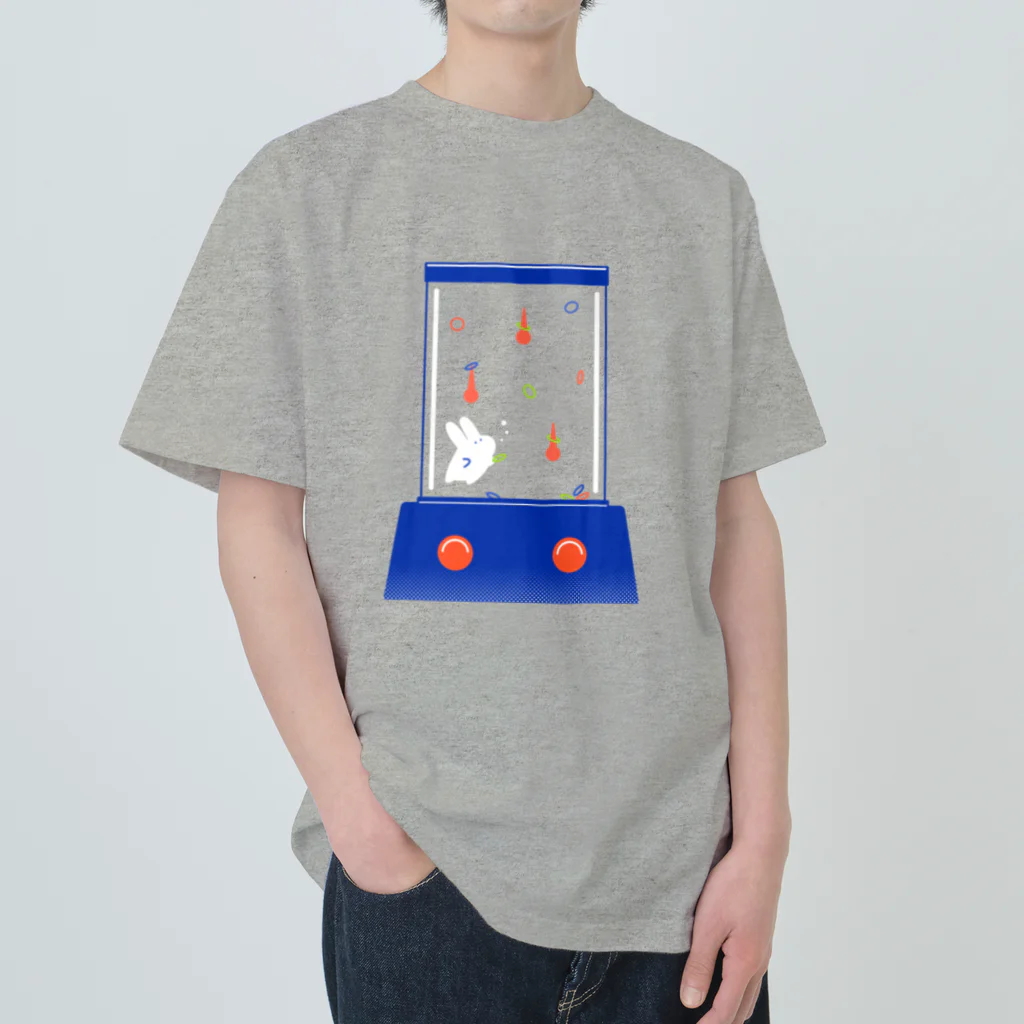 soratoのウォーターゲームにいるうさぎ Heavyweight T-Shirt